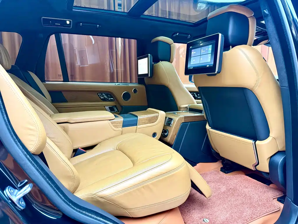 Land Rover Range Rover — миниатюра 8