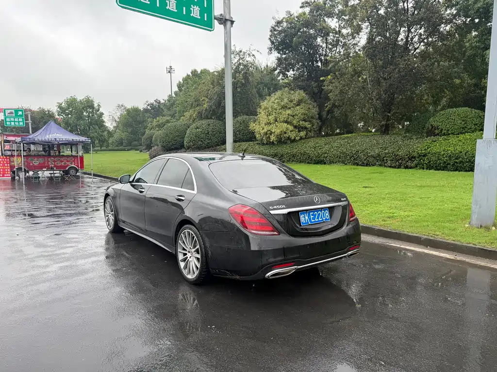 Mercedes-Benz S-Class — миниатюра 11