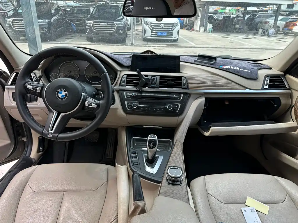 BMW 3 Series — миниатюра 5