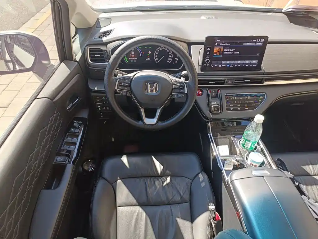 Honda Elysion — миниатюра 3