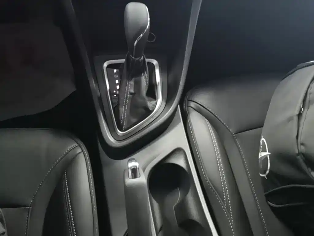 Buick Excelle — миниатюра 10
