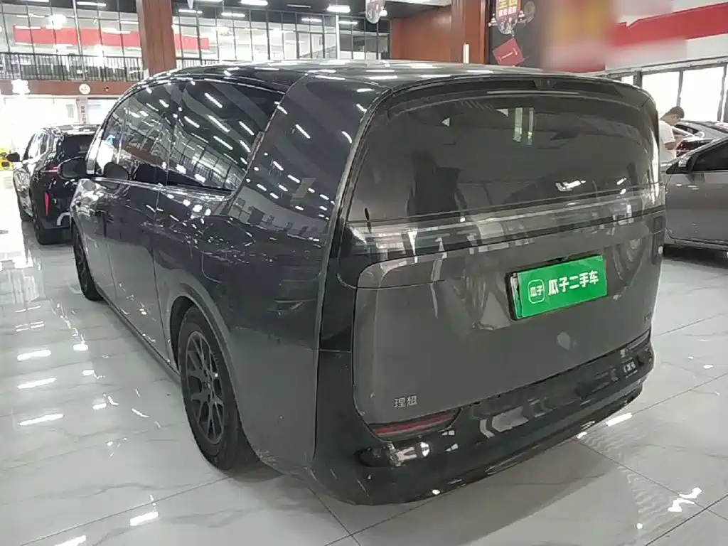 Li Auto Li MEGA — миниатюра 5