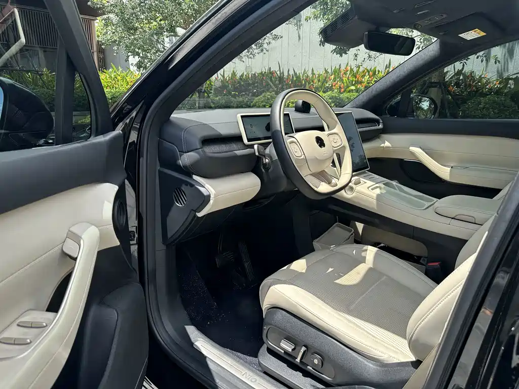 NIO ES6 — миниатюра 8