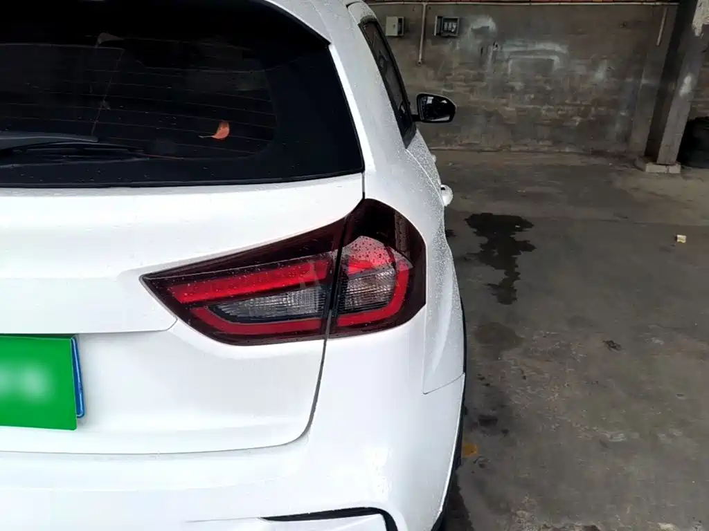 Geely Vision X3 — миниатюра 24