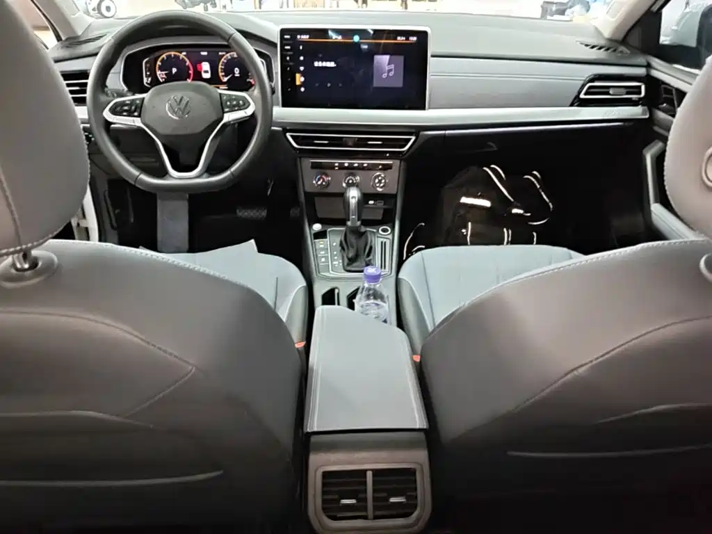Volkswagen Lavida — миниатюра 10