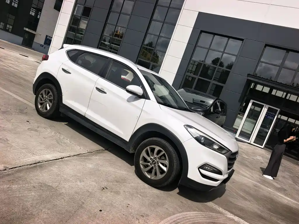 Hyundai Tucson — миниатюра 8