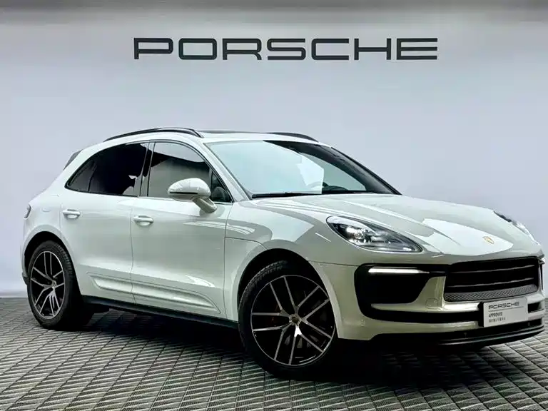 Porsche Macan — миниатюра 3