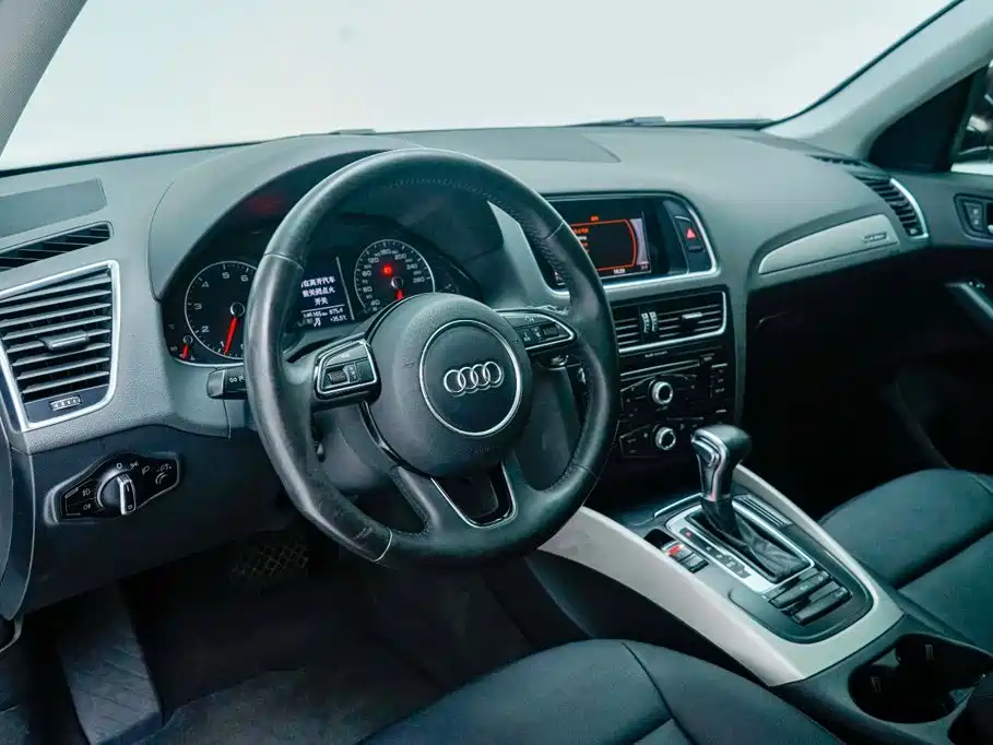 Audi Q5 — миниатюра 16