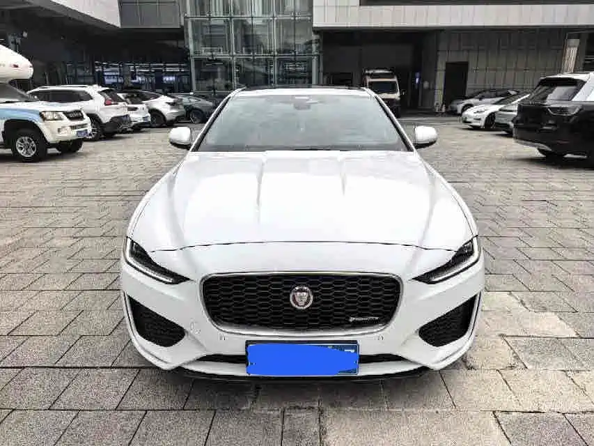 Jaguar XEL — миниатюра 2