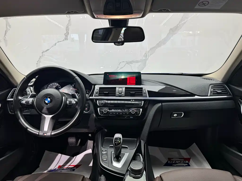 BMW 3 Series — миниатюра 9
