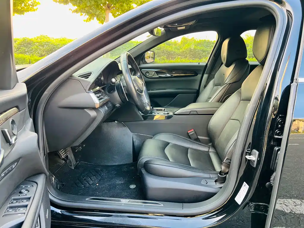Cadillac CT6 — миниатюра 5