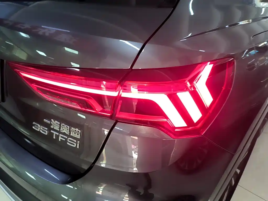 Audi Q3 — миниатюра 8