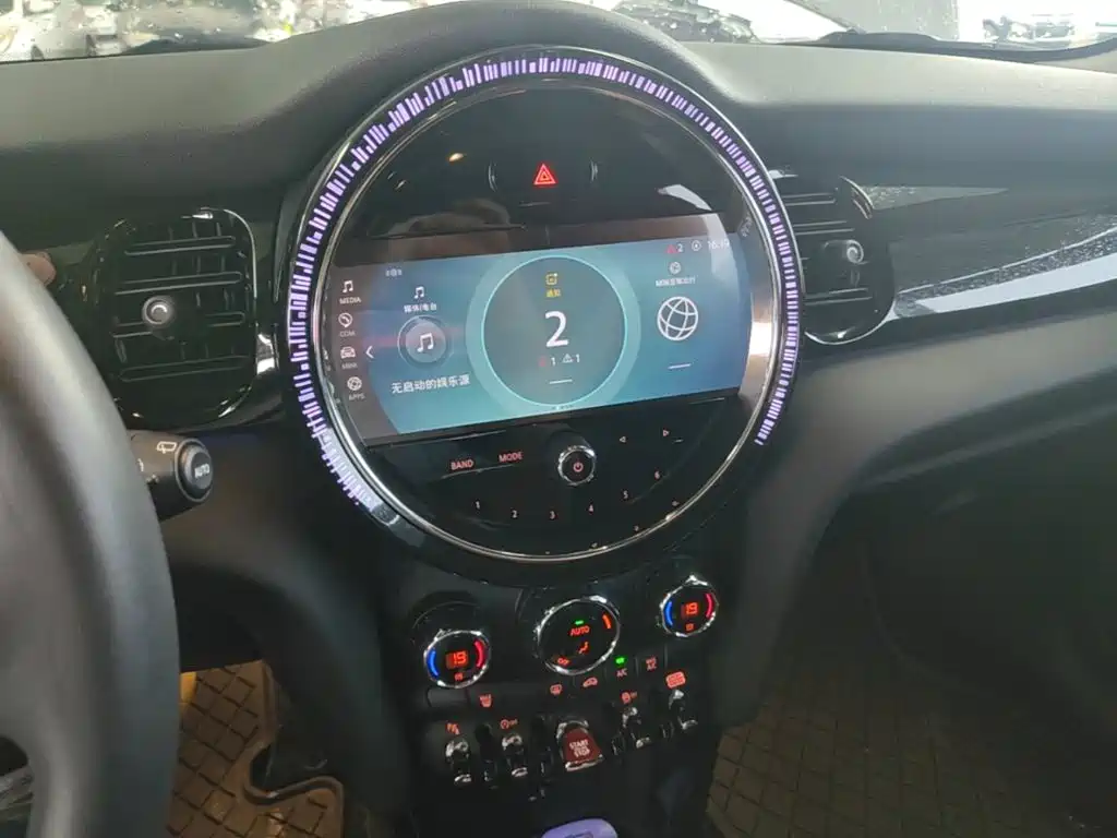 MINI Mini — миниатюра 13
