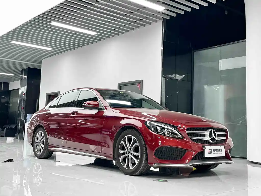 Mercedes-Benz C-Class — миниатюра 3