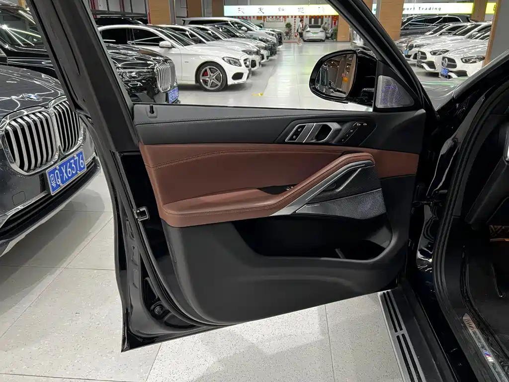 BMW X6 — миниатюра 13