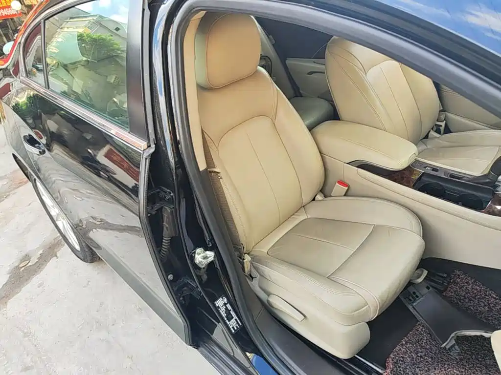 Buick LaCrosse — миниатюра 25