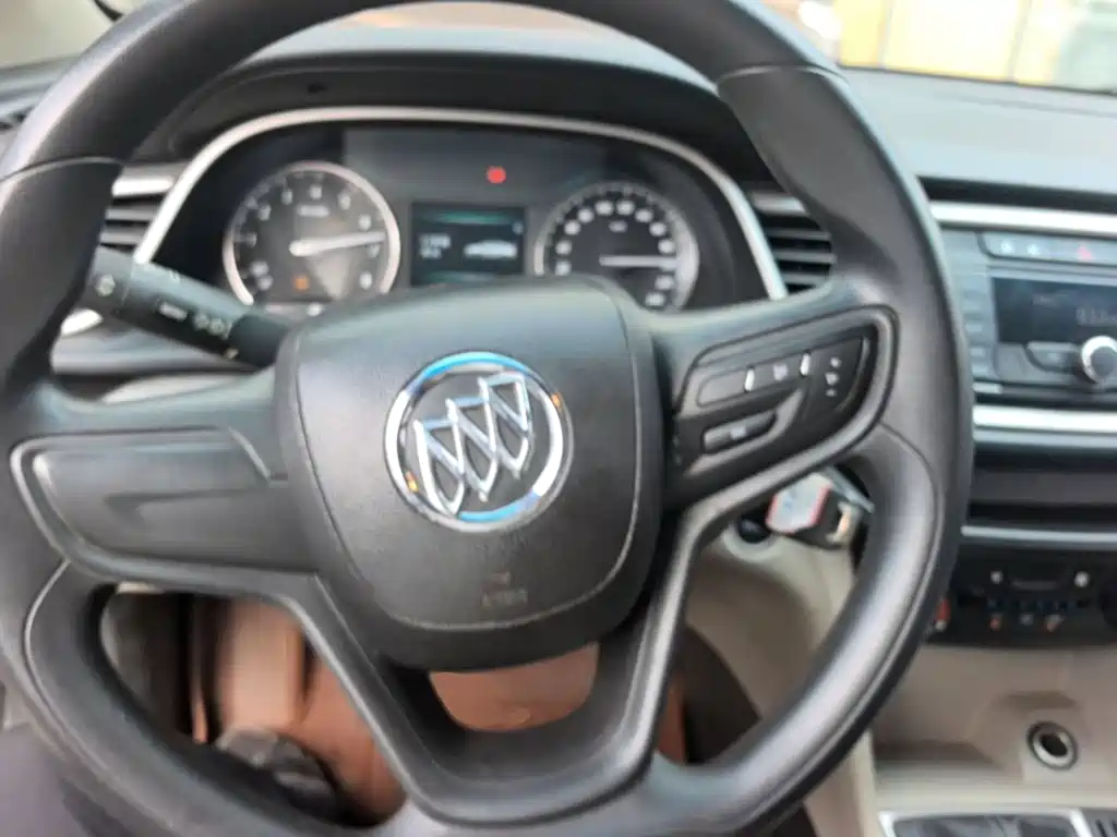 Buick Excelle — миниатюра 11