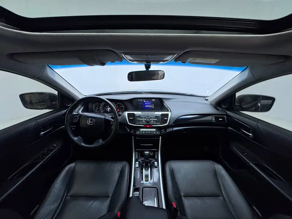 Honda Accord 2016 2.0L Elite