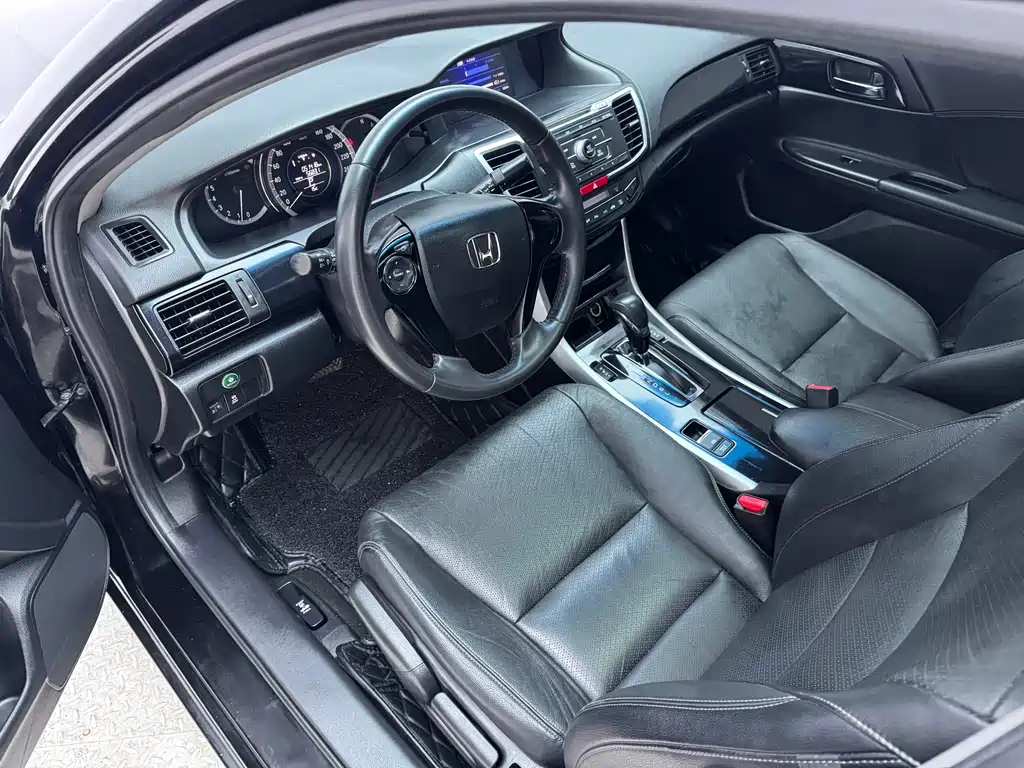 Honda Accord 2016 2.0L Elite