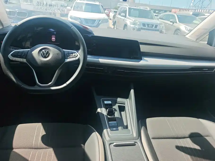 Volkswagen Golf — миниатюра 12