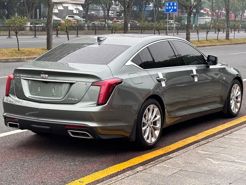 Cadillac CT5 — миниатюра 8