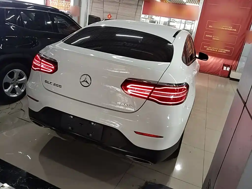 Mercedes-Benz GLC 2017 GLC 200 4MATIC SUV