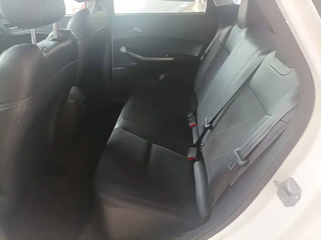 Ford Escort — миниатюра 17
