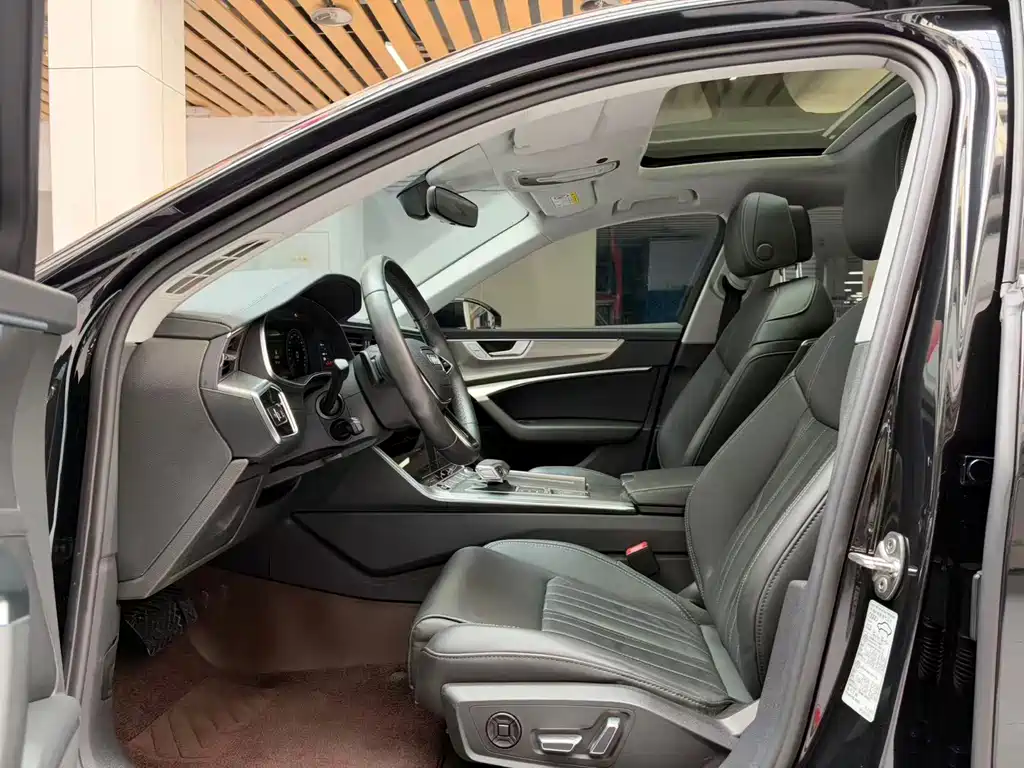 Audi A6L — миниатюра 10