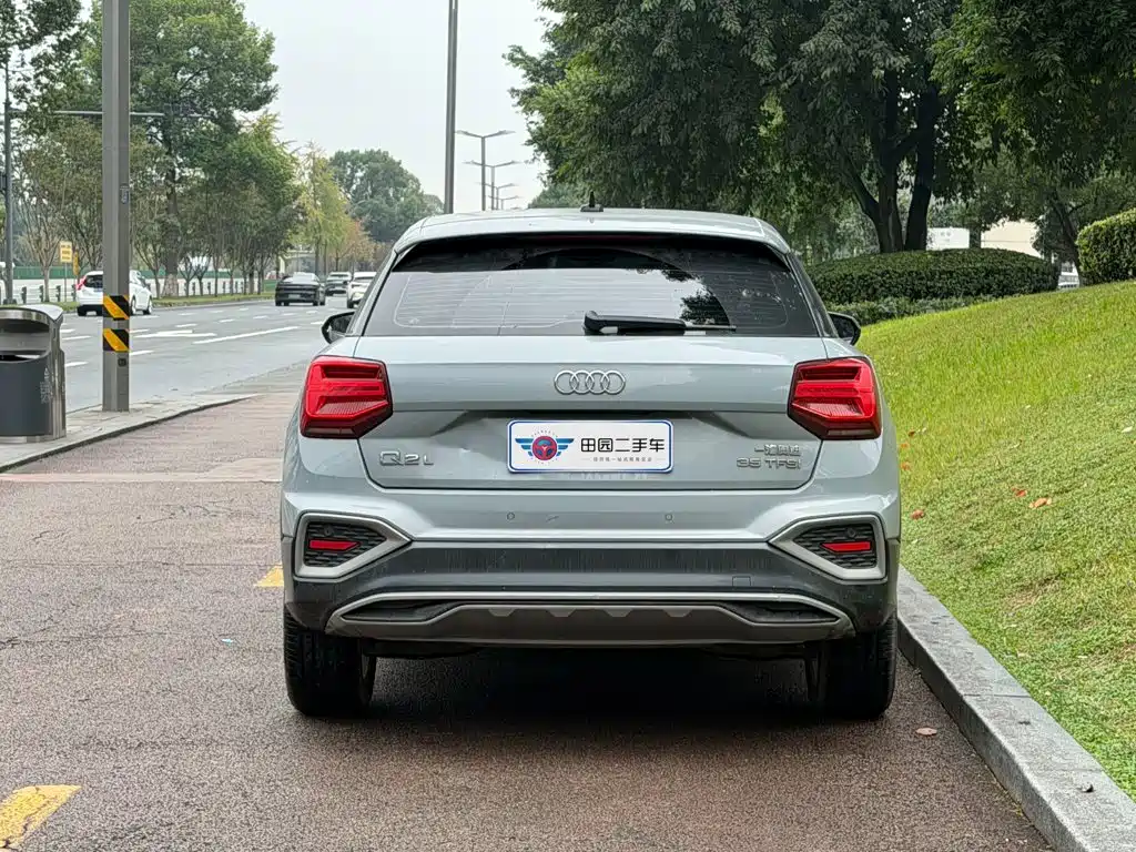 Audi Q2L — миниатюра 5