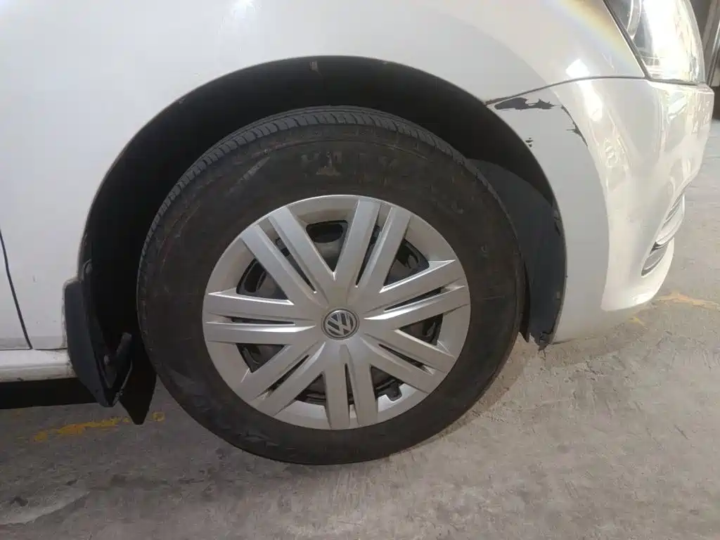 Volkswagen Polo — миниатюра 24
