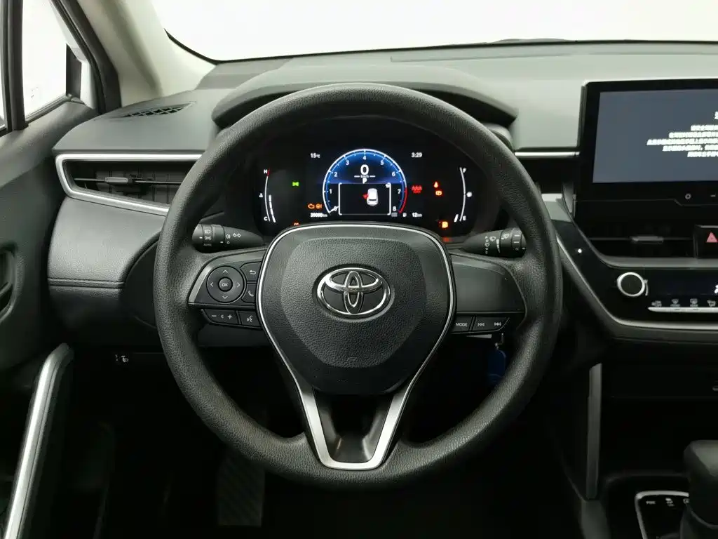 Toyota Frontlander — миниатюра 11