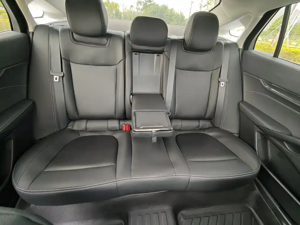 Ford Mondeo — миниатюра 22