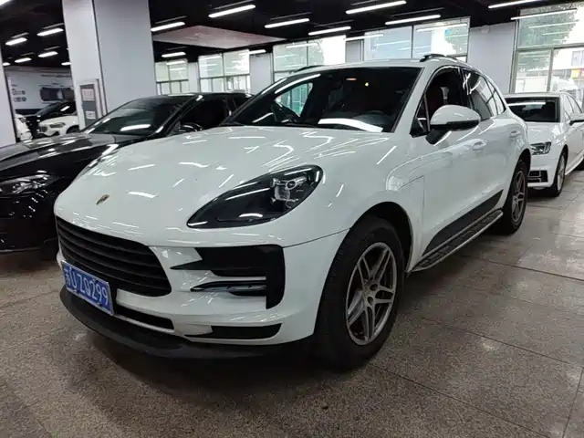 2019 Porsche Macan