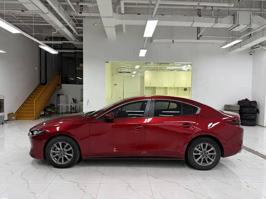 Mazda 3 Axela — миниатюра 3