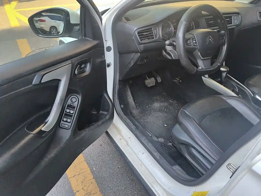 Citroen C3-XR — миниатюра 17