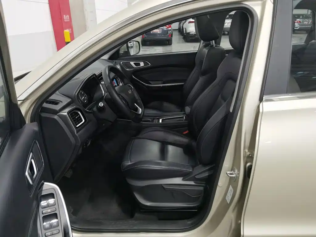 Chery Tiggo 8 — миниатюра 10