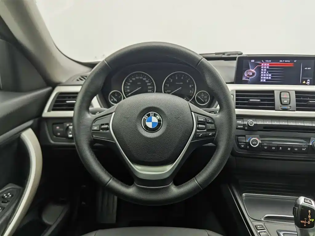 BMW 3 Series GT — миниатюра 11