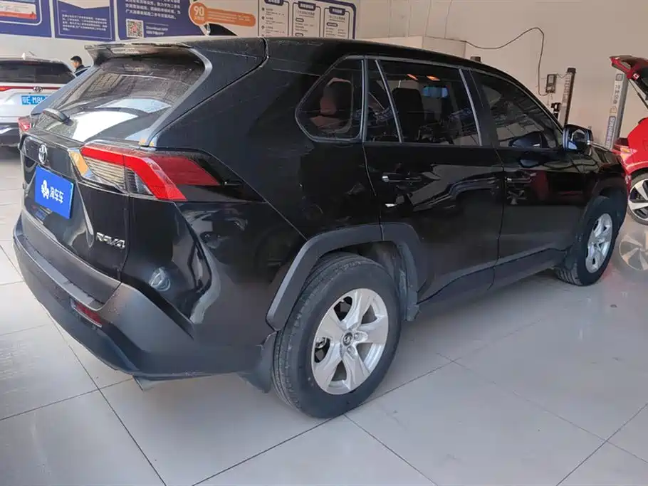 TOYOTA RAV4 RONGFANG