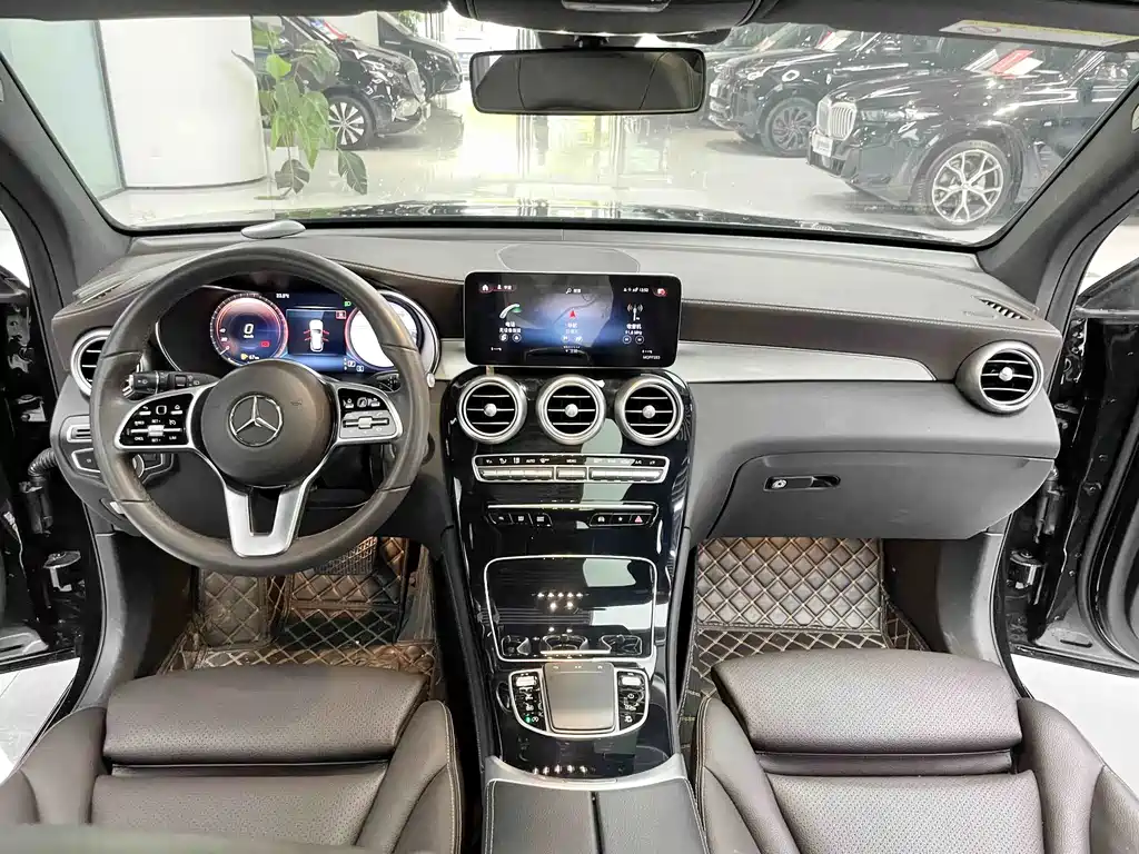 Mercedes-Benz GLC — миниатюра 4