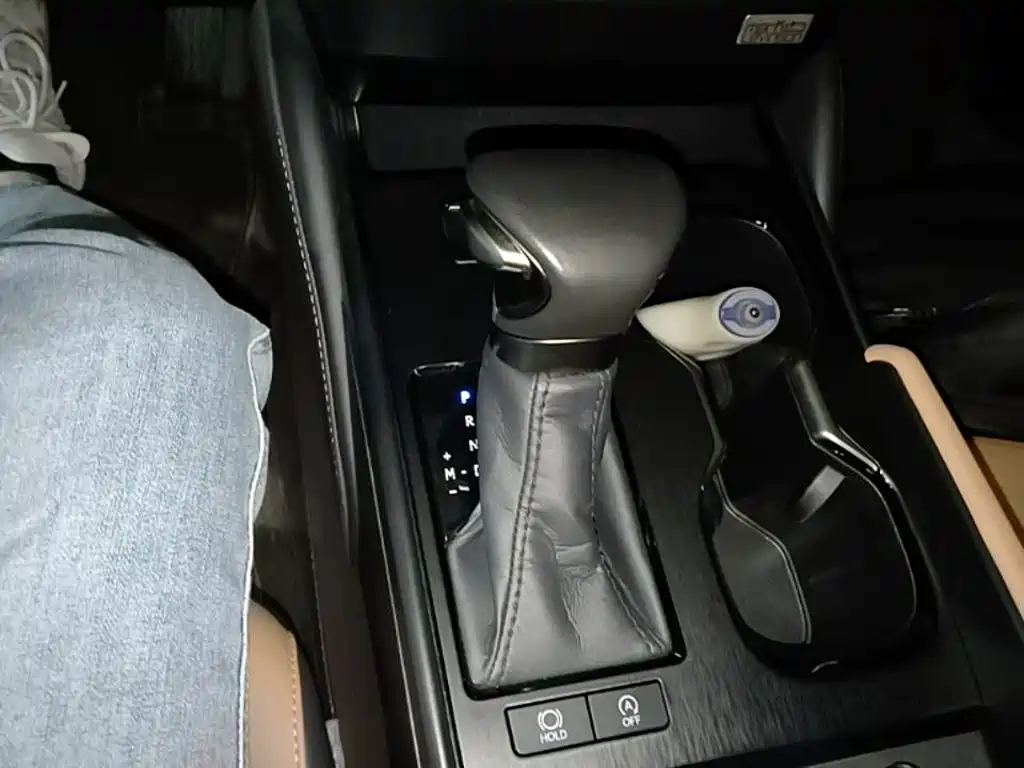 Lexus ES — миниатюра 14