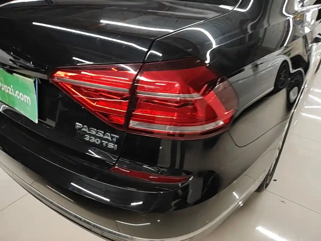 Volkswagen Passat — миниатюра 8
