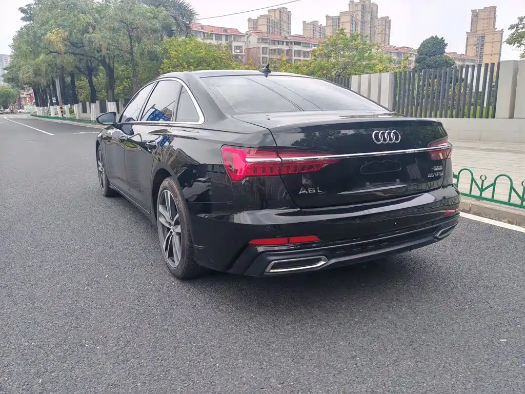 Audi A6L — миниатюра 6