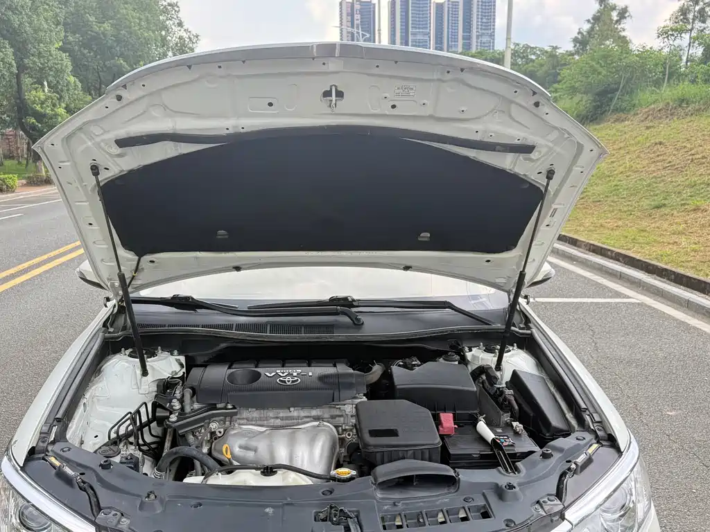 Toyota Camry — миниатюра 15