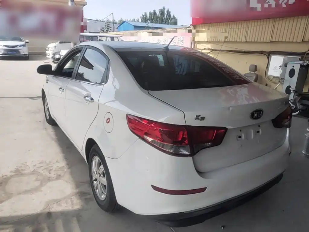 Kia K2 — миниатюра 5