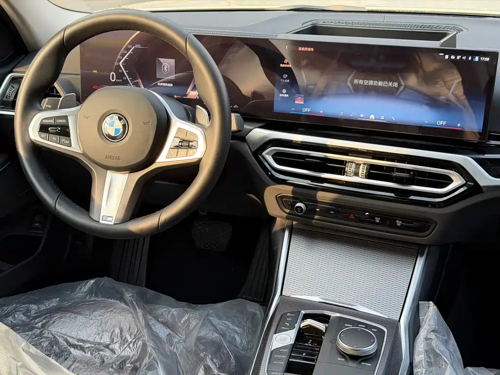 BMW 3 Series — миниатюра 16