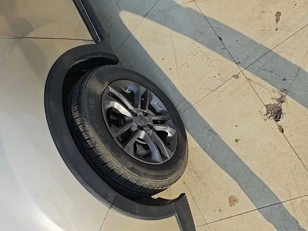 Geely Vision X3 — миниатюра 23