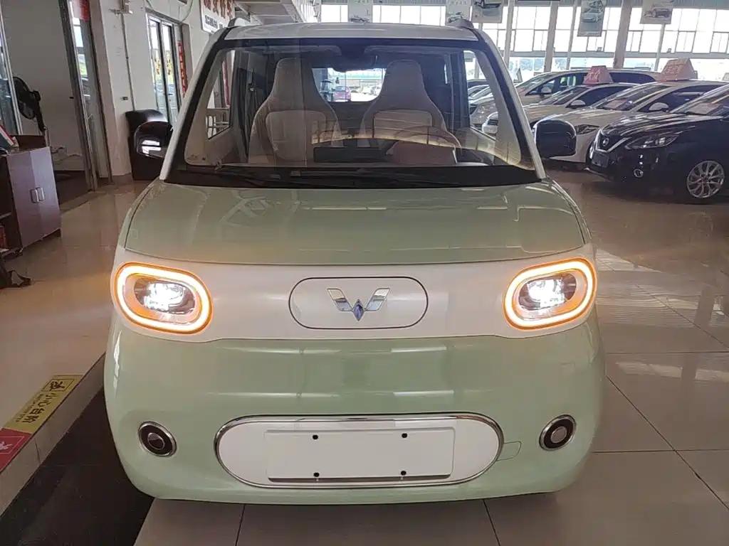 Wuling MINIEV — миниатюра 3