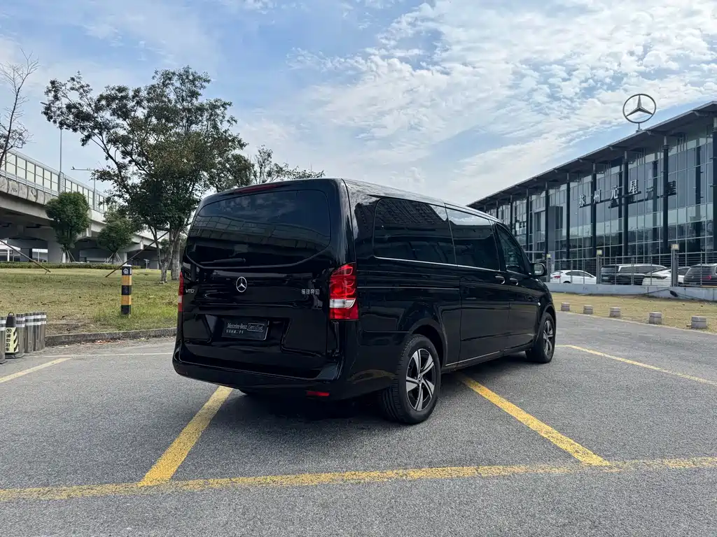 Mercedes-Benz Vito — миниатюра 13