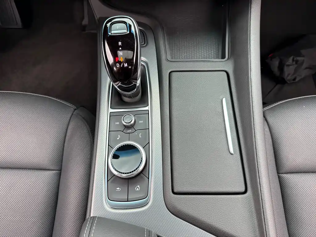 Cadillac CT5 — миниатюра 13