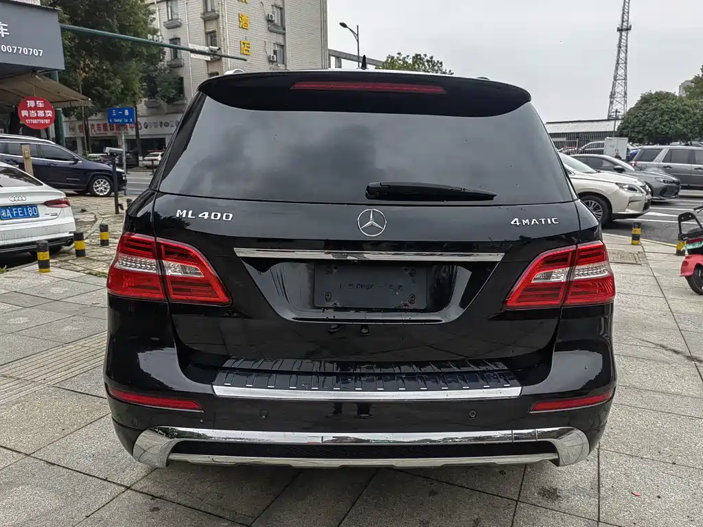 Mercedes-Benz M-Class — миниатюра 8